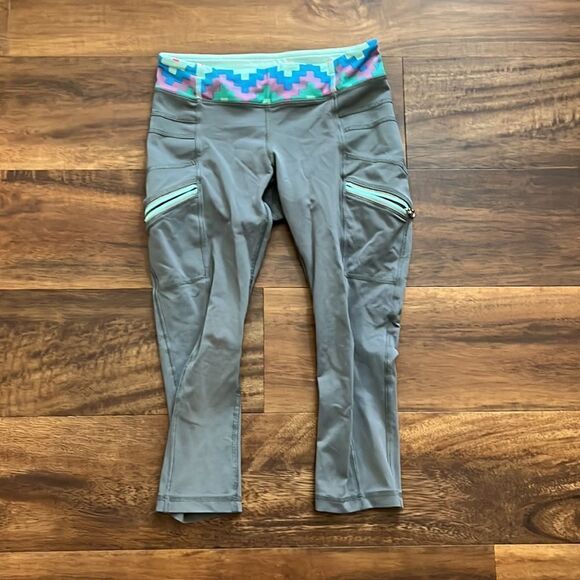 Lululemon Ivivva Girl’s cropped leggings size 8 - Picture 1 of 2